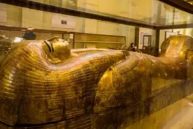 Cairo Travel Guide 2026: 40 Best Things to Do, Giza Pyramids & Grand Egyptian Museum (5-Star Reviews)