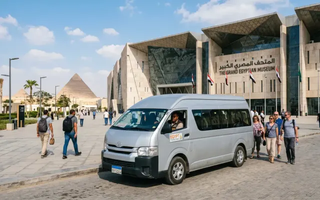 Budget 10-Day Egypt Tour: Pyramids, Luxor & Hurghada