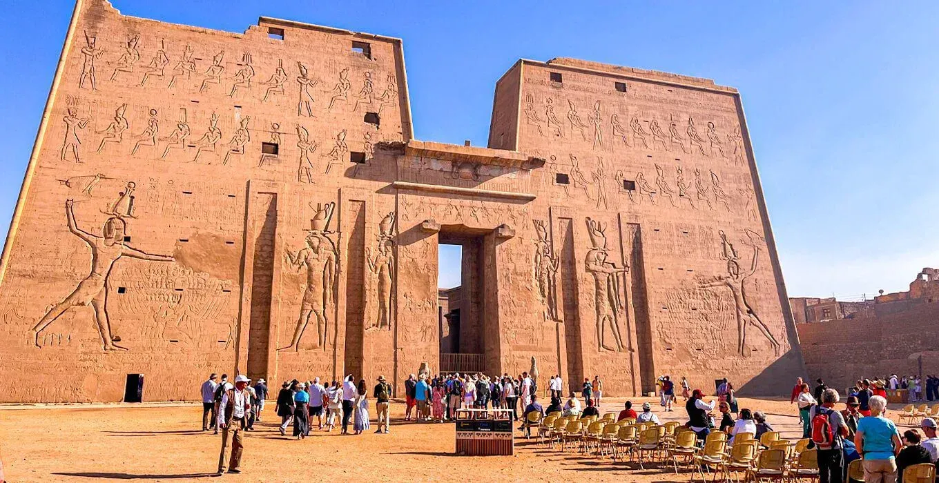 Luxusreise Ägypten: Kairo, Hurghada, Nilkreuzfahrt & Abu Simbel, 10 Tage in Multi Day Tours