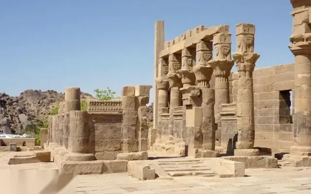 Aswan Travel Guide 2026: 25 Best Things to Do, Philae Temple & Nubian Culture (5-Star Reviews & Prices)