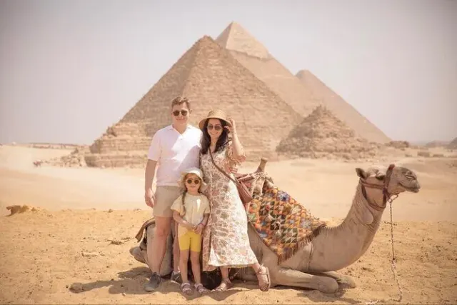 Private Guide Benefits Egypt 2026 | Best 5 Perks for Cairo, Luxor & Aswan Tours
