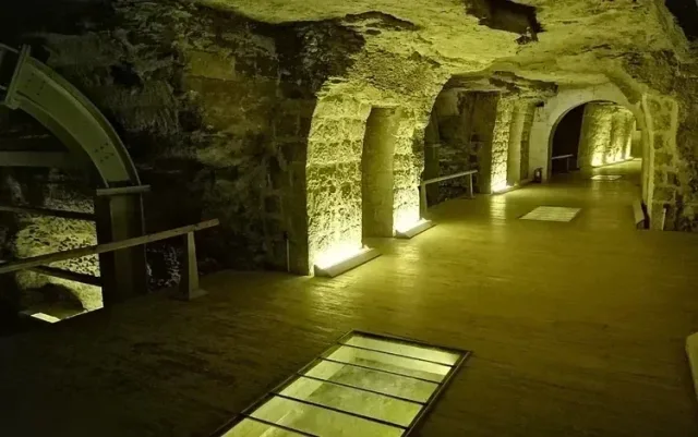 Sakkara, Memphis & Dahschur Pyramiden Tour — Tagesausflüge in Kairo